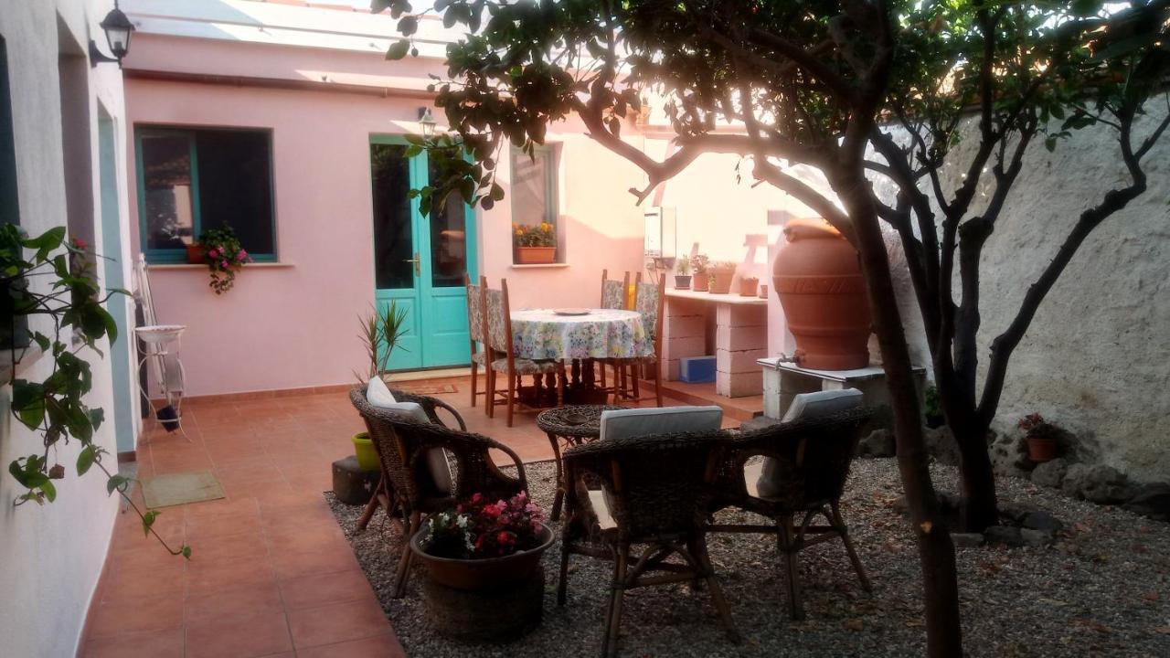 Sardinia Eco Vegan House Bed & Breakfast Zeddiani Bagian luar foto