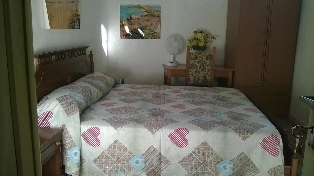 Sardinia Eco Vegan House Bed & Breakfast Zeddiani Bagian luar foto
